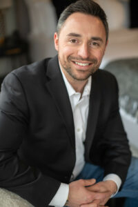 Niko Giallousis